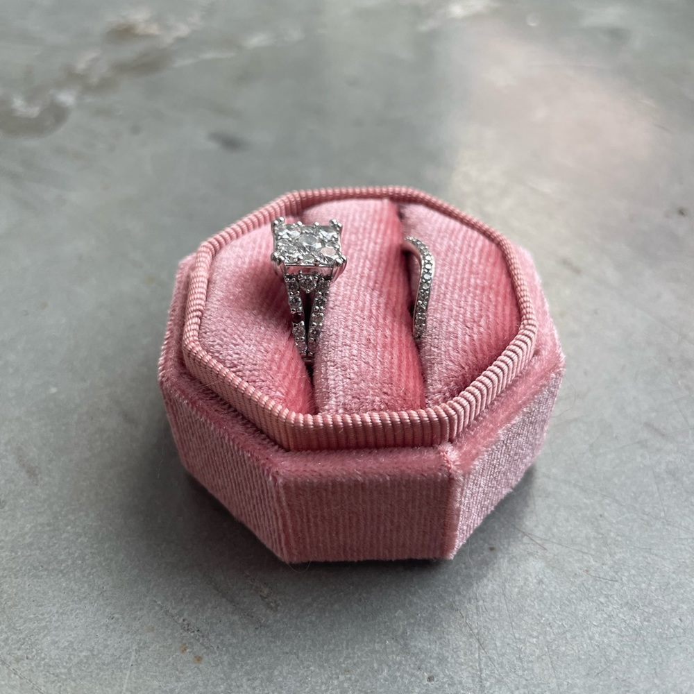 *** SOLD*** Vintage Diamond Cluster Ring Set 14K White Gold